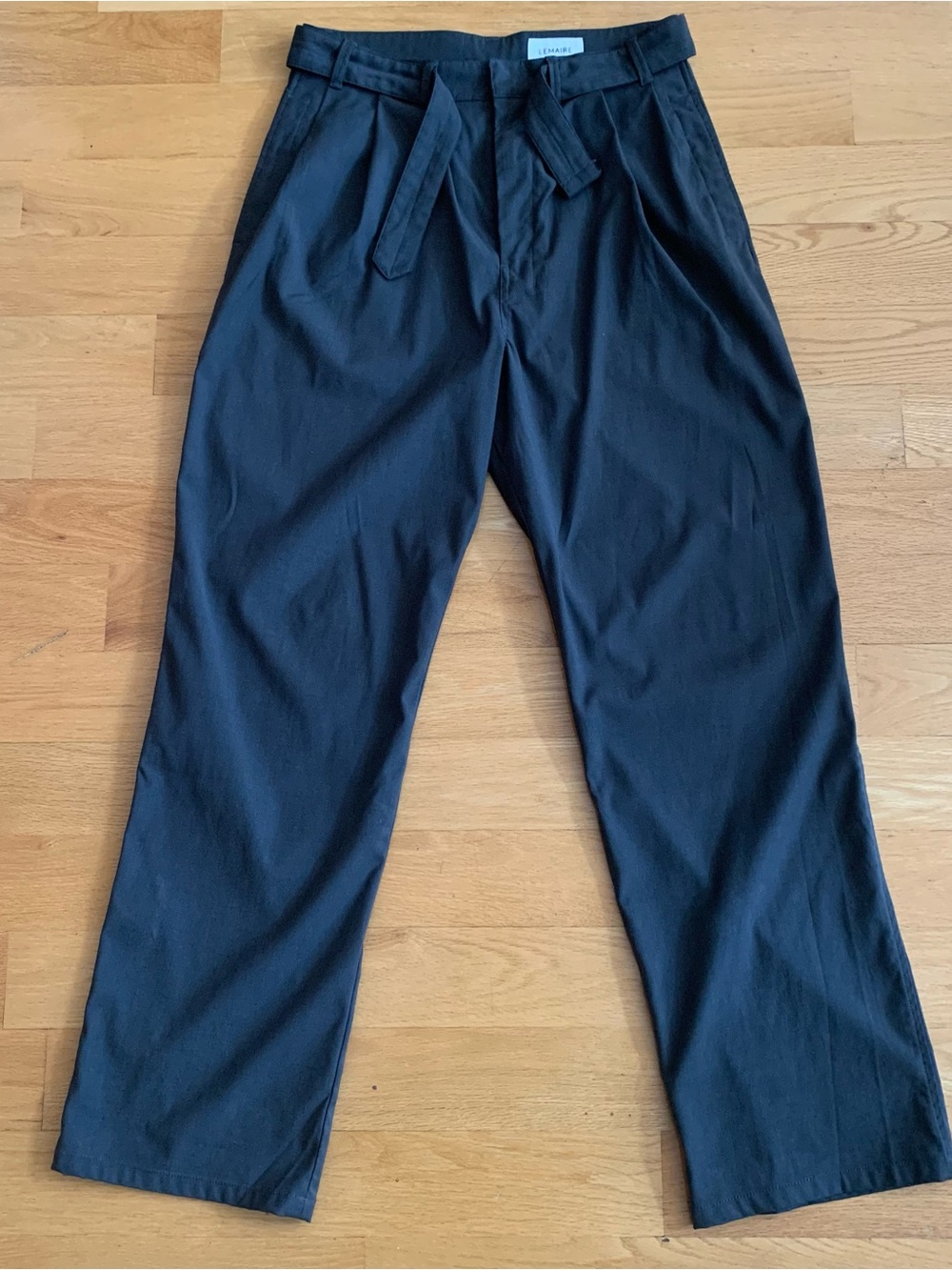 Lemaire Charcoal Grey Men’s Pleated Belted Trousers 30x30